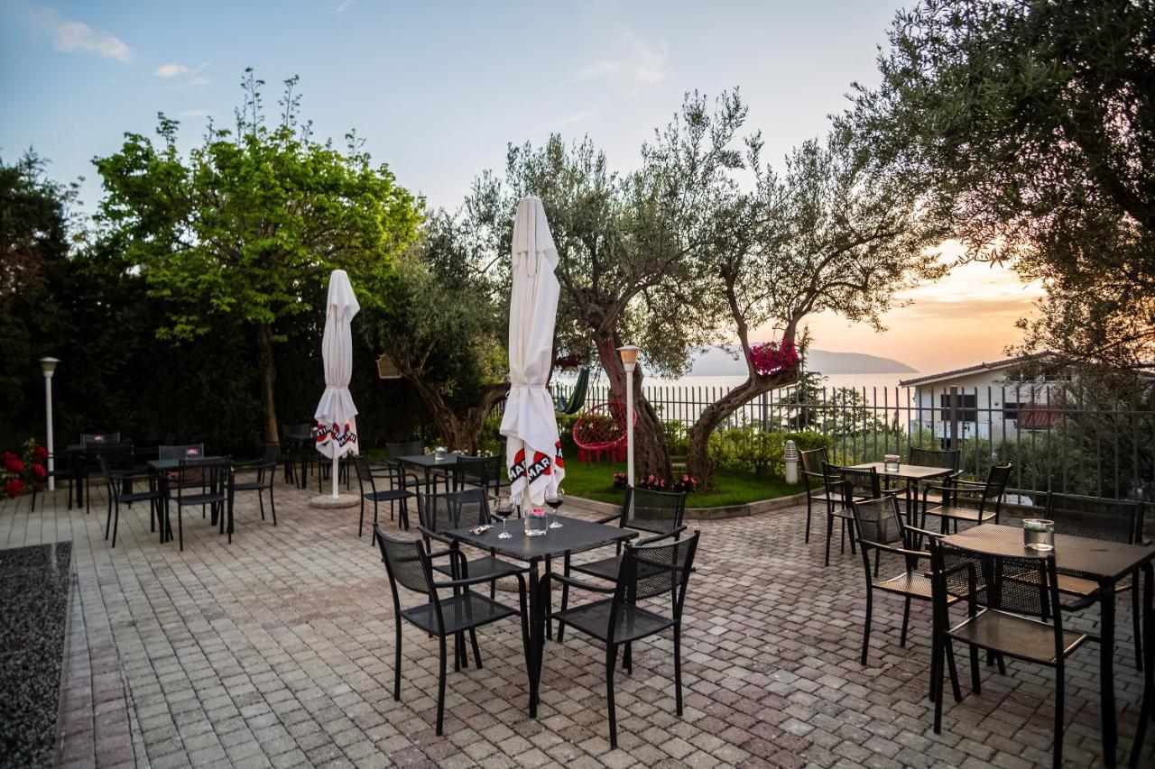 Hotel Sunset Gl Vlorë Esterno foto
