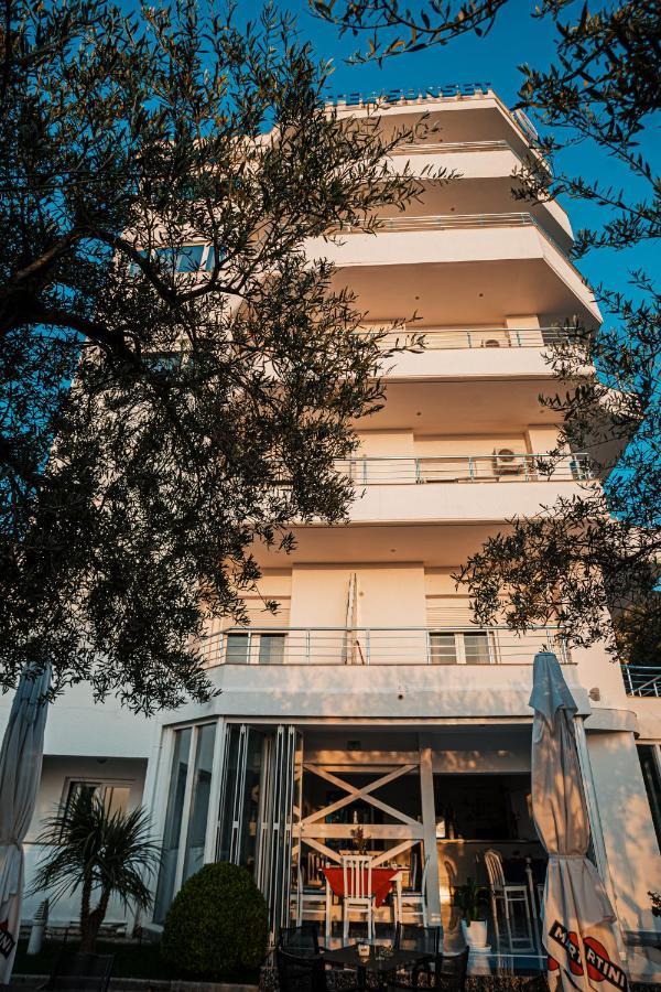 Hotel Sunset Gl Vlorë Esterno foto
