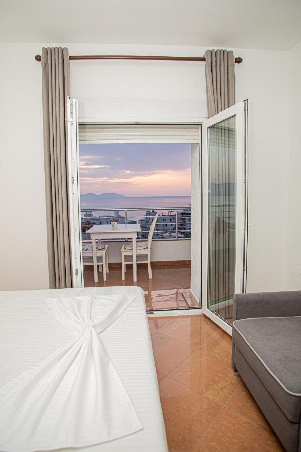 Hotel Sunset Gl Vlorë Esterno foto