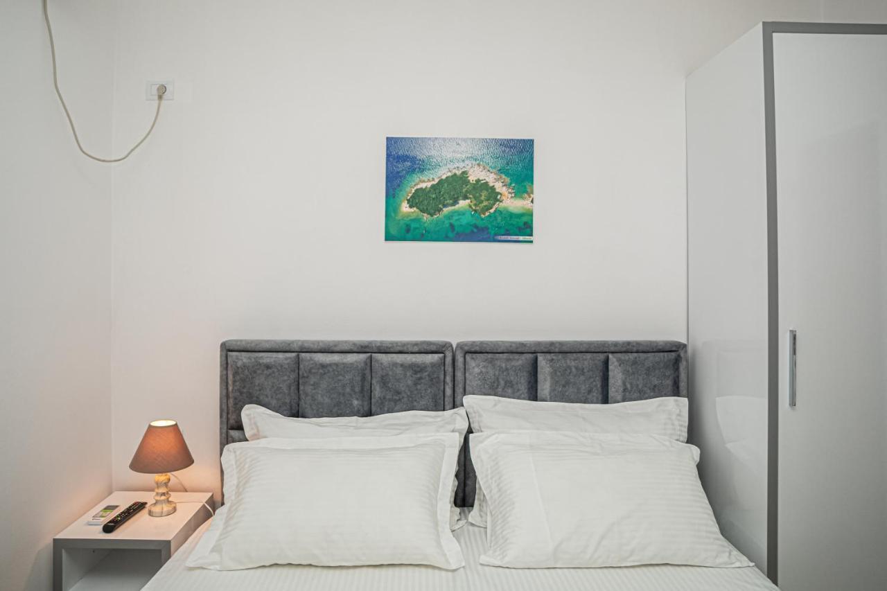 Hotel Sunset Gl Vlorë Esterno foto